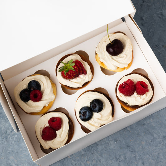 Baked Cheesecakes with Cottage Cheese Cream – 6 Pieces