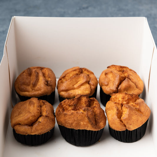 "Tvorozavry" Vanilla Baked Cheesecakes – 6 Pieces